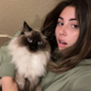 Meet your Posher, Raquel